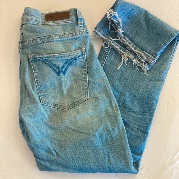 M2F brand denims blue jeans size 27 / 7 boyfriend fit holes in knees - Picture 1 of 16